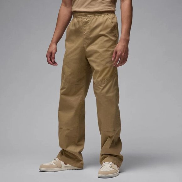 Jordan Essentials Mens Double Knee Woven Pants Dessert Camo Khaki